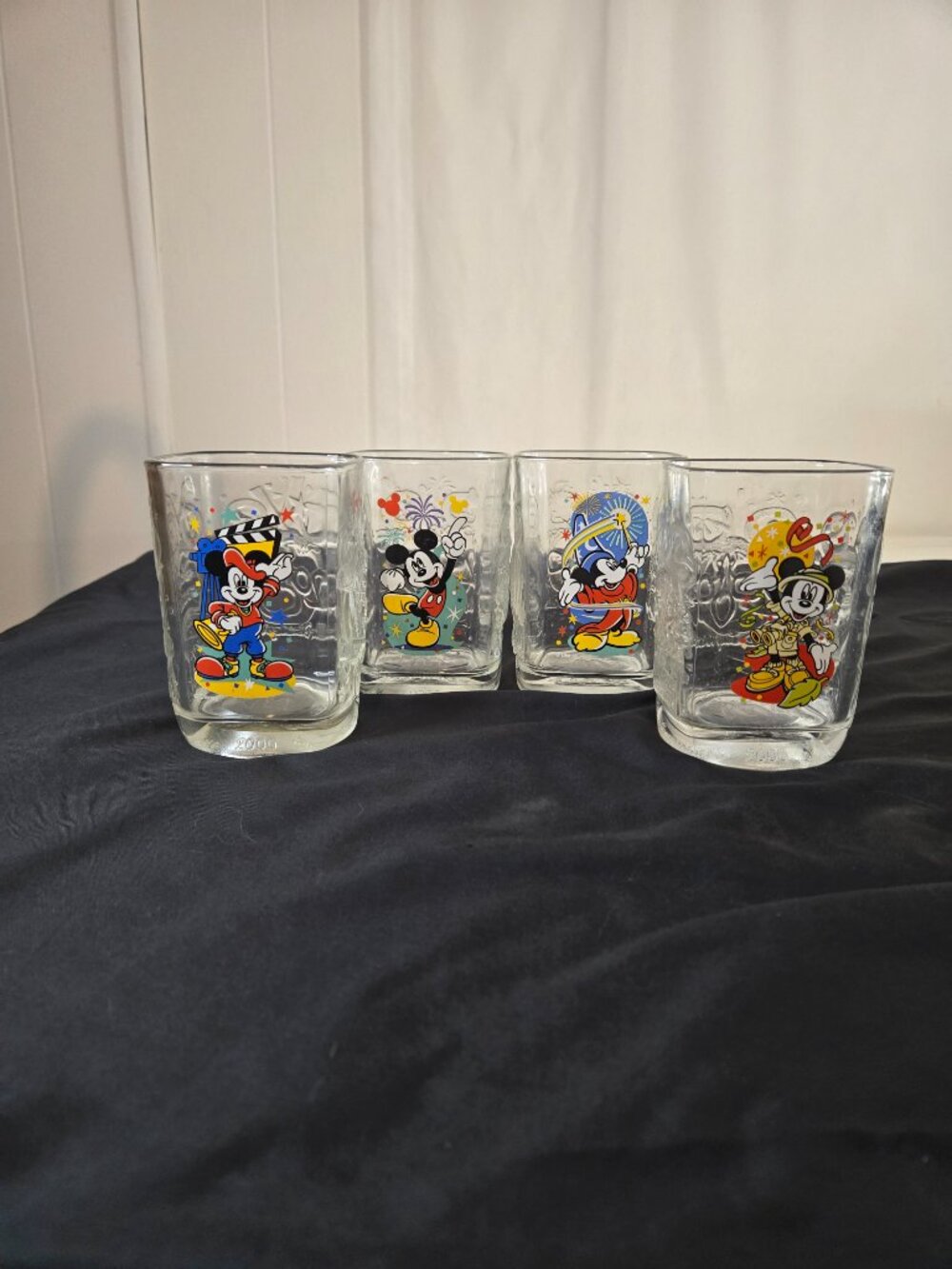 Disney World McDonalds 2000 Y2K Set of 4 Glasses Mickey Mouse